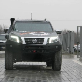 Bara fata F4x4 Nissan Navara NP300