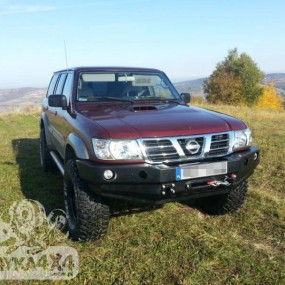 Bara fata F4x4 Nissan Patrol Y61