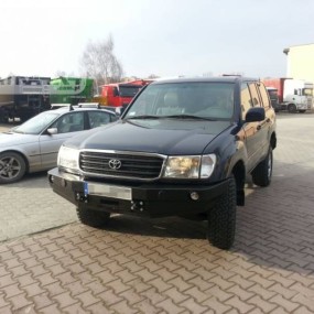 Bara fata F4x4 Toyota Land Cruiser 105